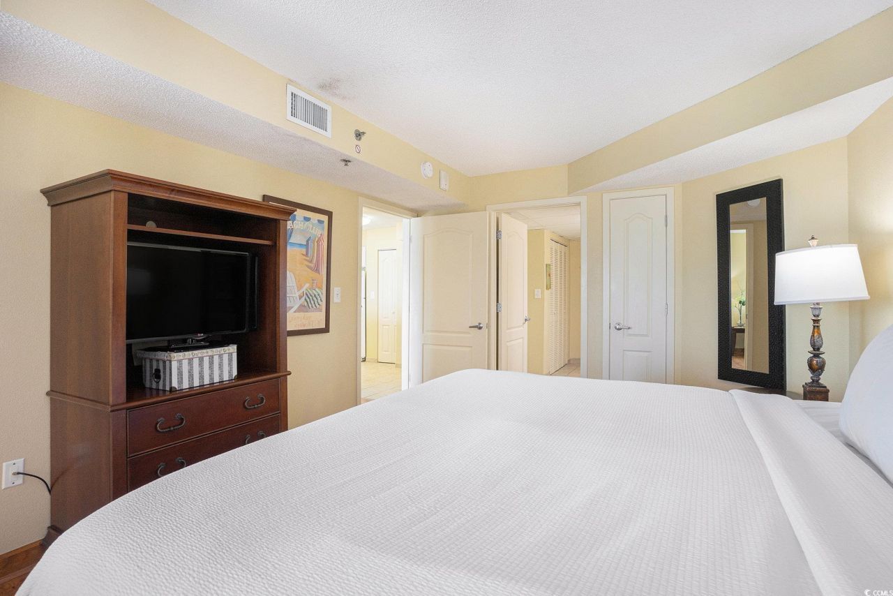 2504 N Ocean Blvd. Photo 13