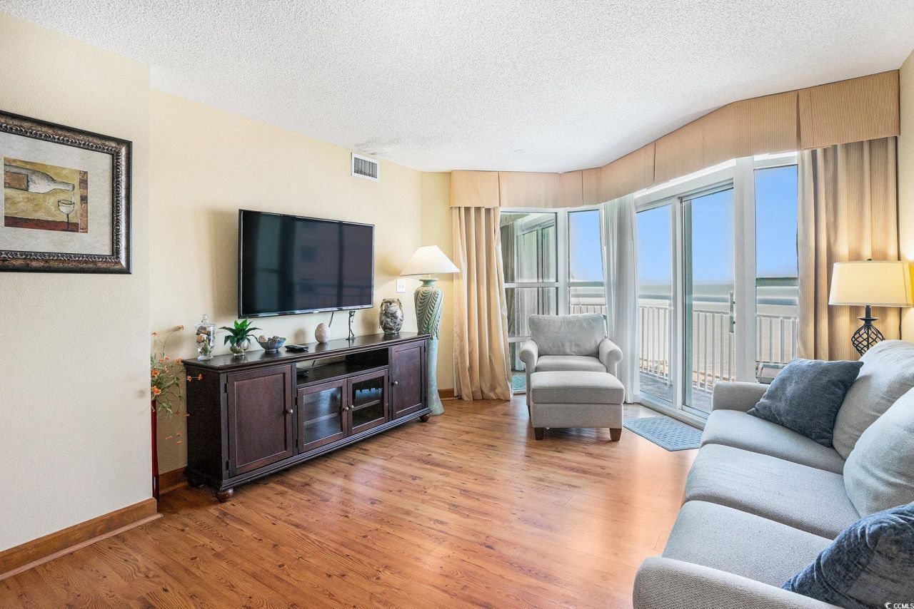 2504 N Ocean Blvd. Photo 4