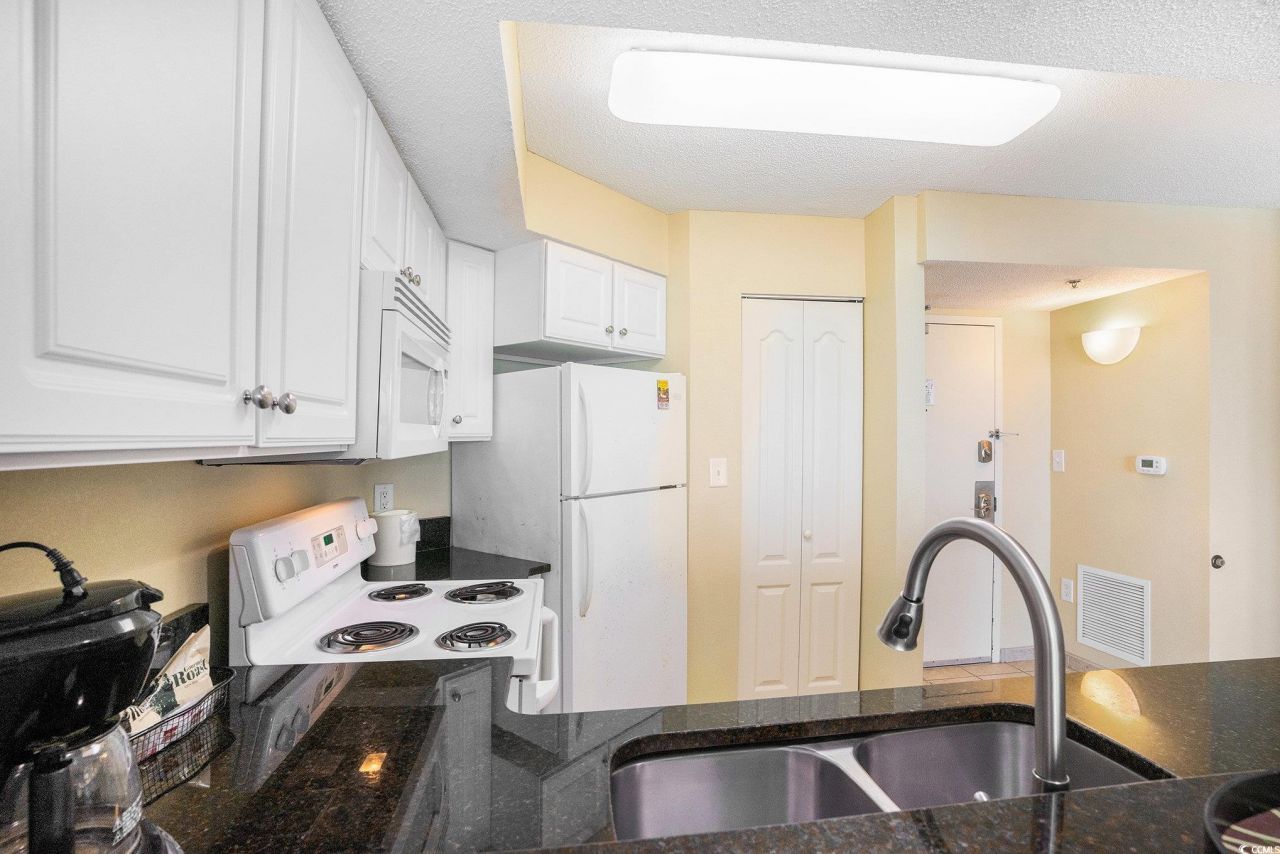 2504 N Ocean Blvd. Photo 9