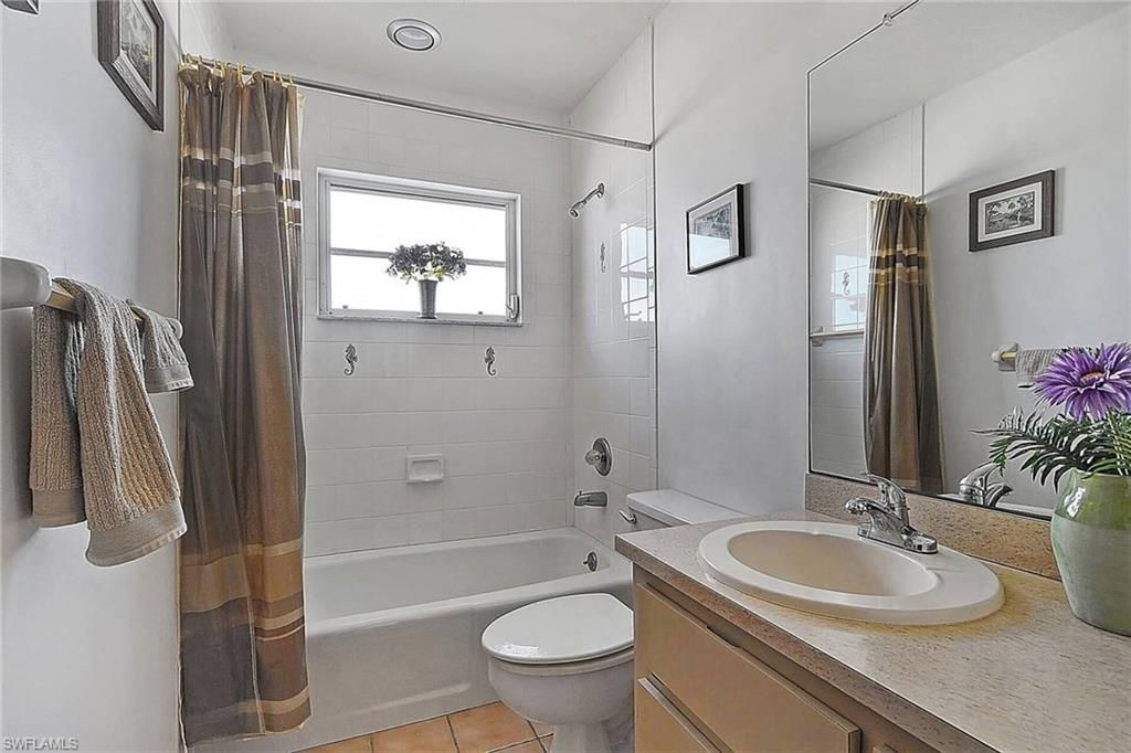 3891 Galt Island Ave, Saint James City, FL 33956 Photo