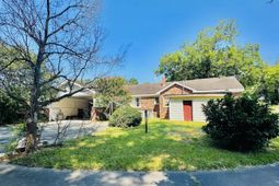 1542 Belleville Road photo 4