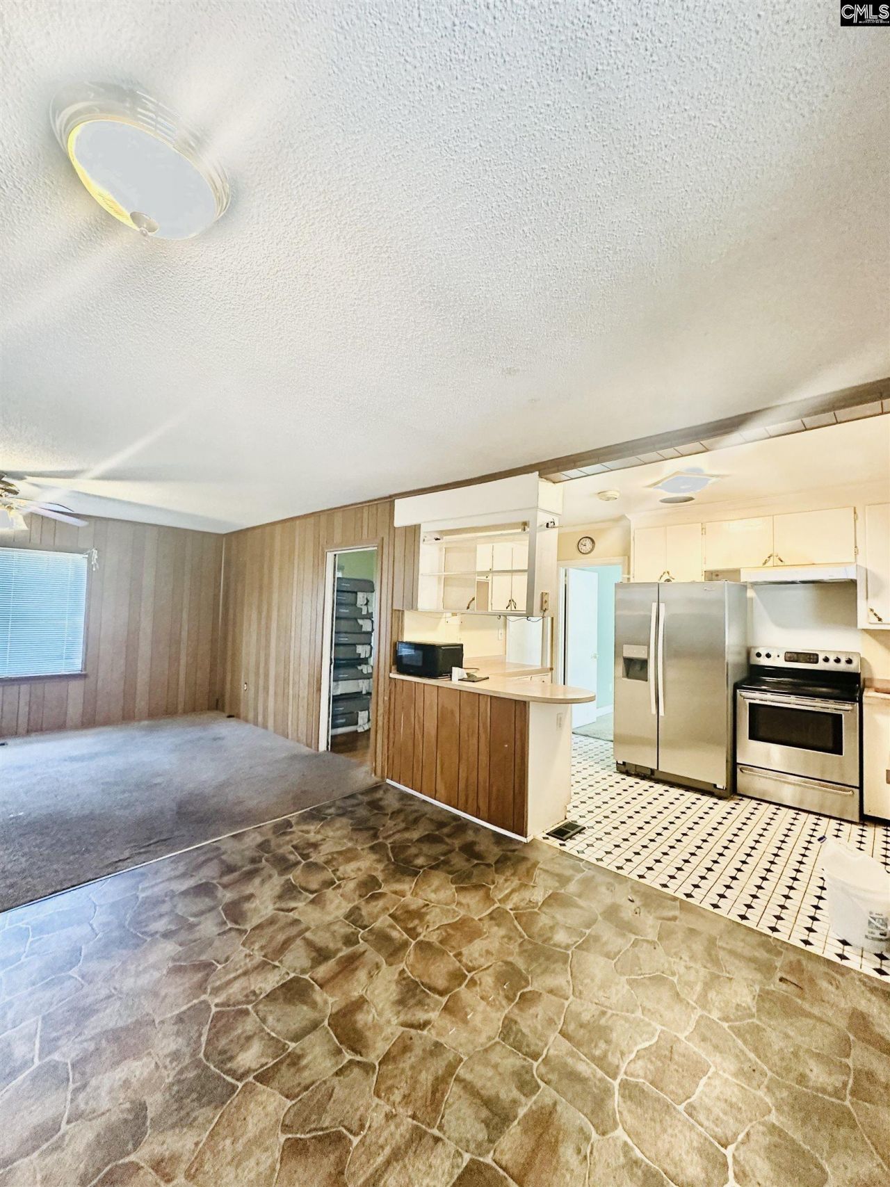 1542 Belleville Road Photo 5