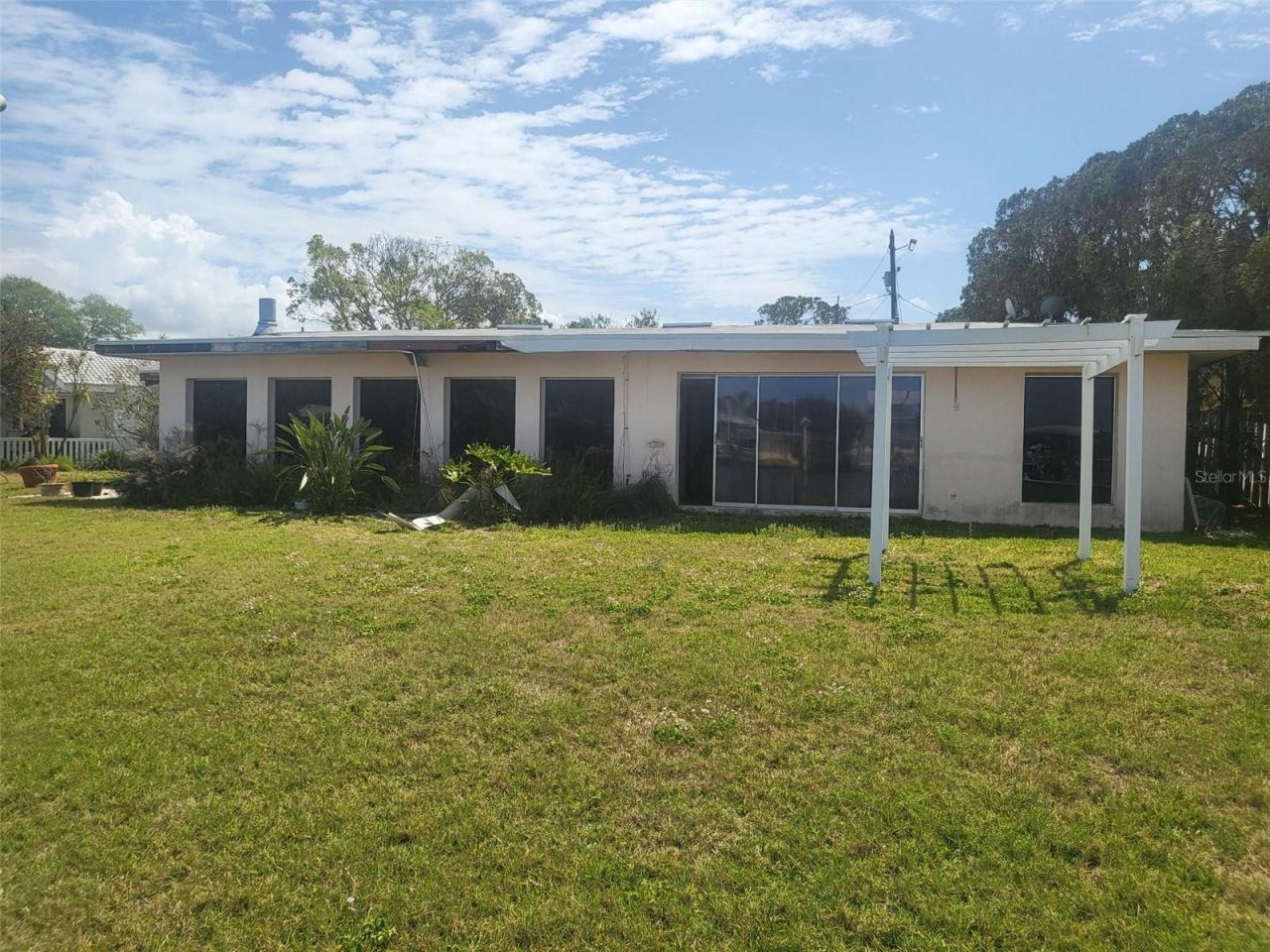 3995 South Circle, Largo, FL 33774 Photo