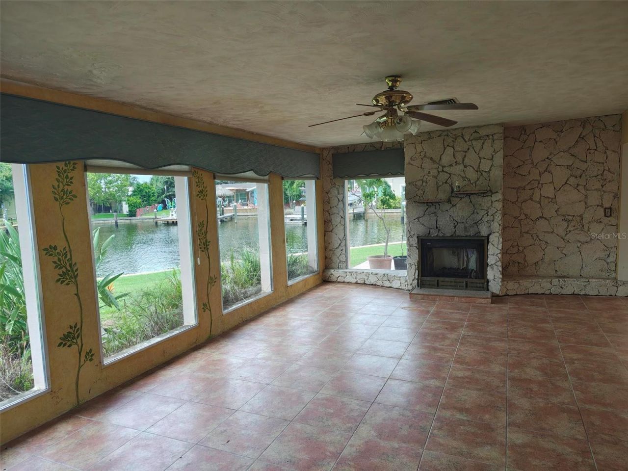 3995 South Circle, Largo, FL 33774 Photo