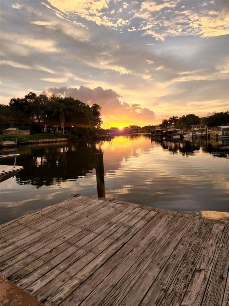 3995 South Circle, Largo, FL 33774 Photo