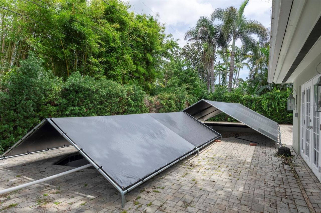 3275 Walnut Street Ne, Saint Petersburg, FL 33704 Photo