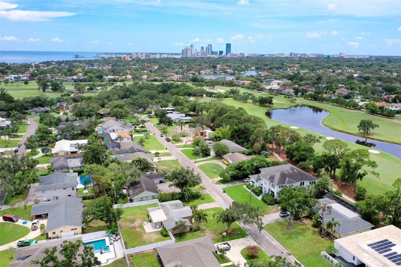 3275 Walnut Street Ne, Saint Petersburg, FL 33704 Photo