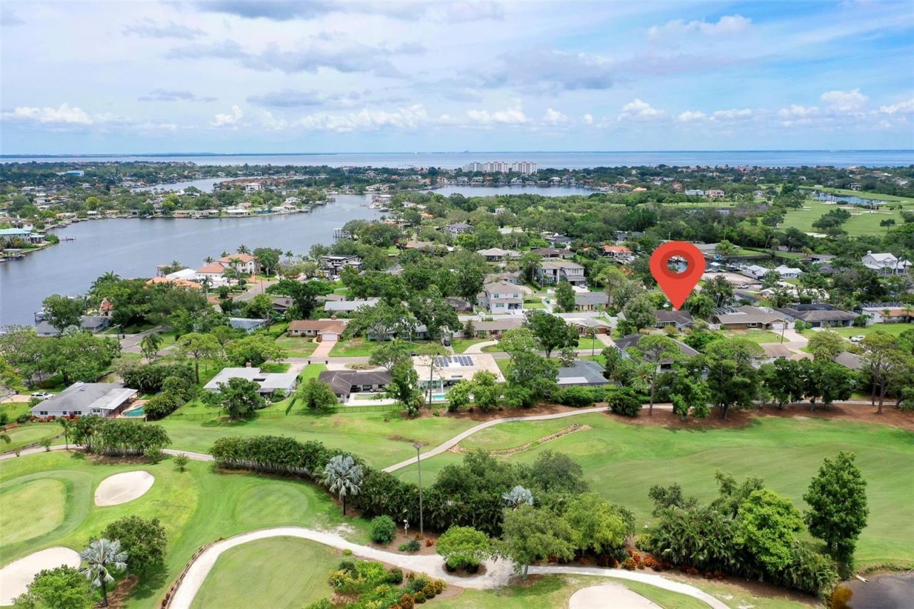 3275 Walnut Street Ne, Saint Petersburg, FL 33704 Photo