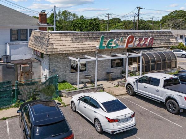 15 S Country Road, East Patchogue, NY 11772