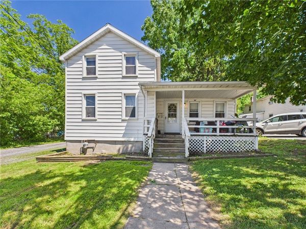 17 Perrine Street, Auburn, NY 13021
