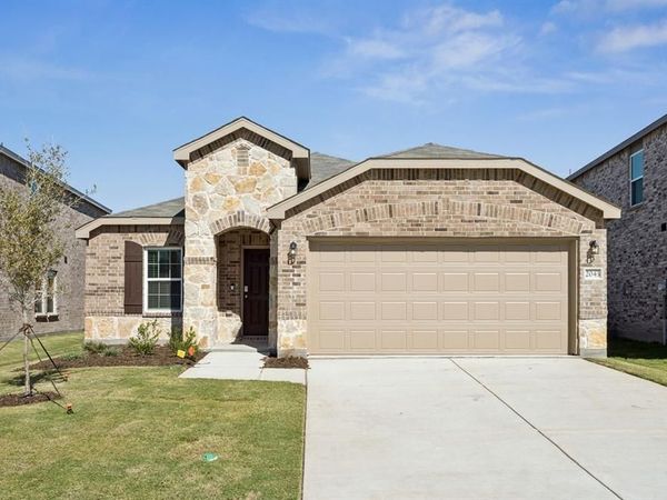 2043 Pleasant Knoll Circle, Forney, TX 75126
