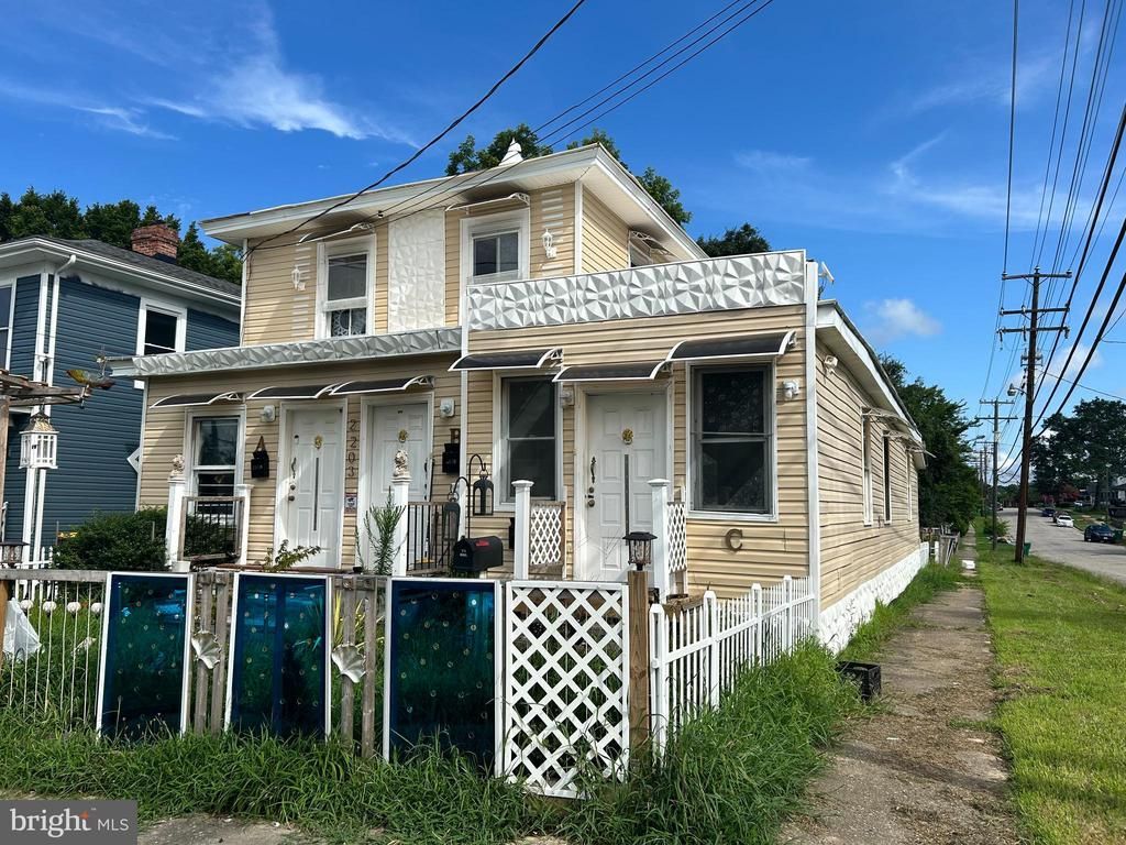 2203 Ferndale Avenue, Petersburg, VA 23803 Main Photo