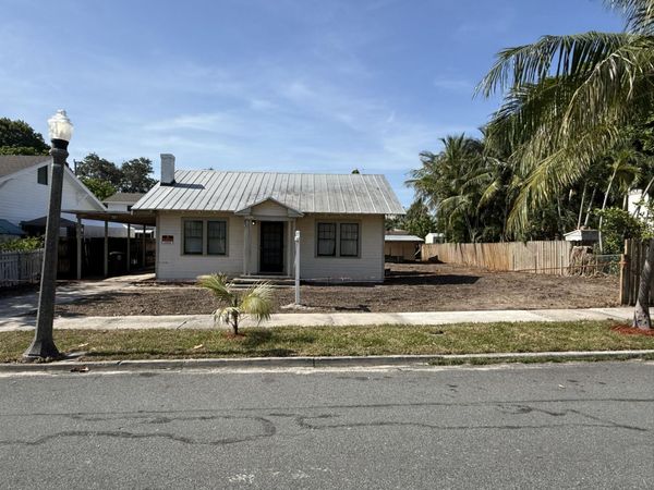 707 Kanuga Drive, West Palm Beach, FL 33401