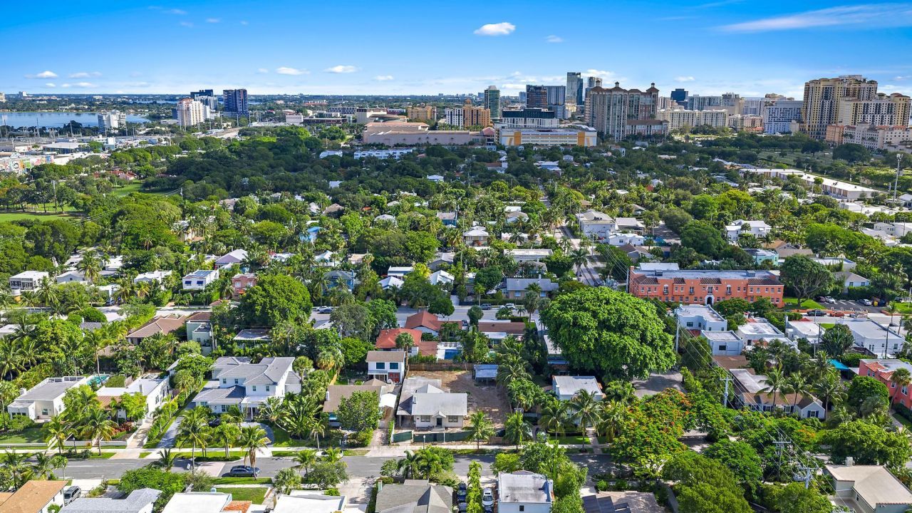 707 Kanuga Drive, West Palm Beach, FL 33401 Photo