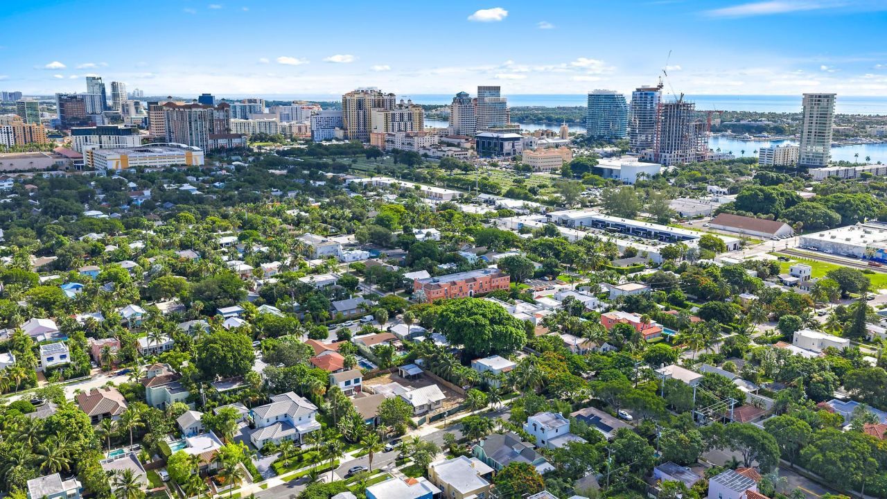 707 Kanuga Drive, West Palm Beach, FL 33401 Photo