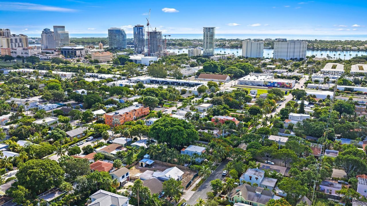 707 Kanuga Drive, West Palm Beach, FL 33401 Photo