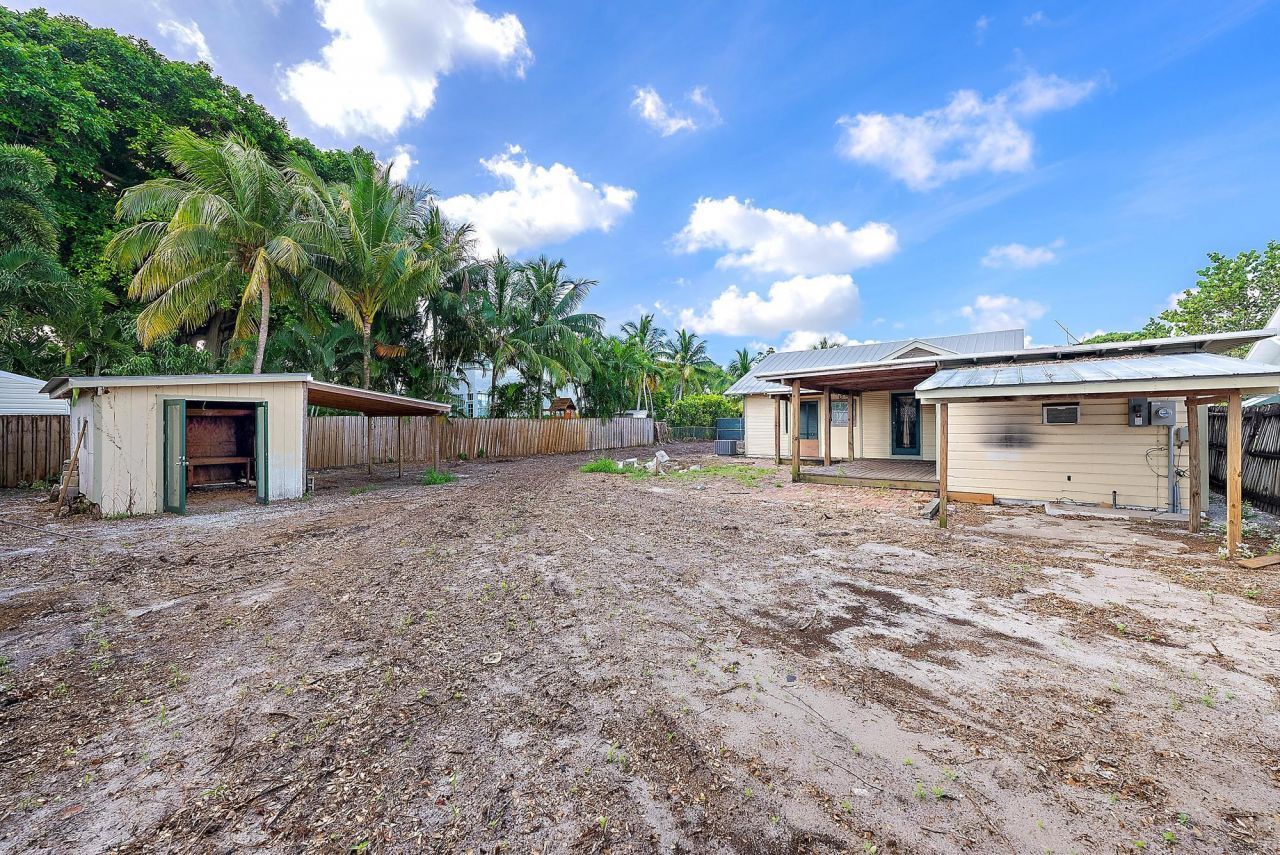 707 Kanuga Drive, West Palm Beach, FL 33401 Photo