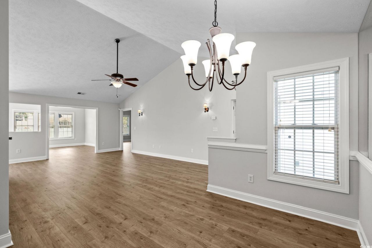 3845 Camden Dr. Photo 17