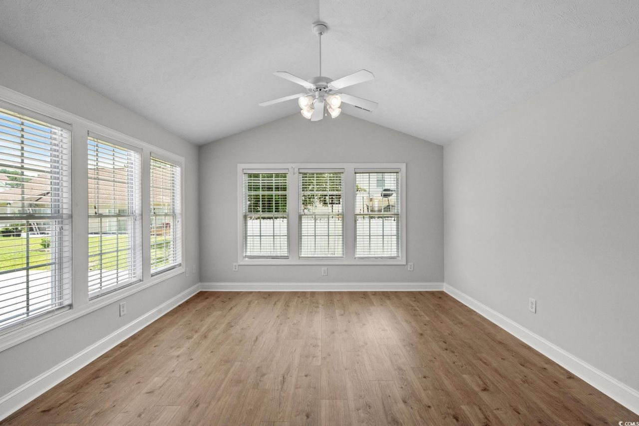 3845 Camden Dr. Photo 18