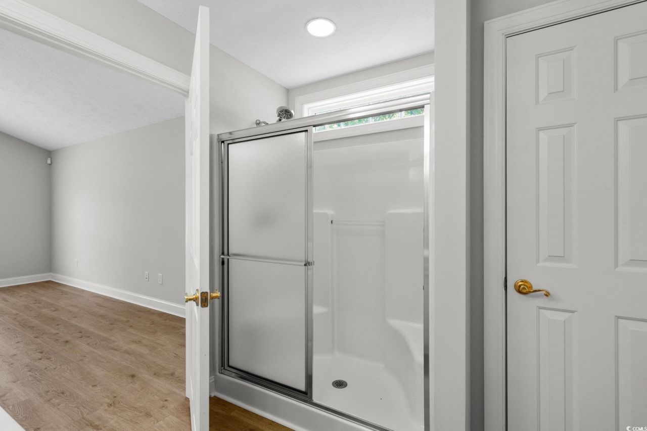 3845 Camden Dr. Photo 23