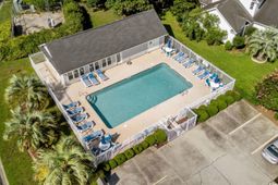 3845 Camden Dr. photo 4