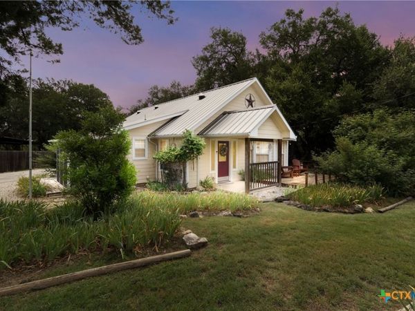 2265 Candlelight Drive , Canyon Lake, TX 78133