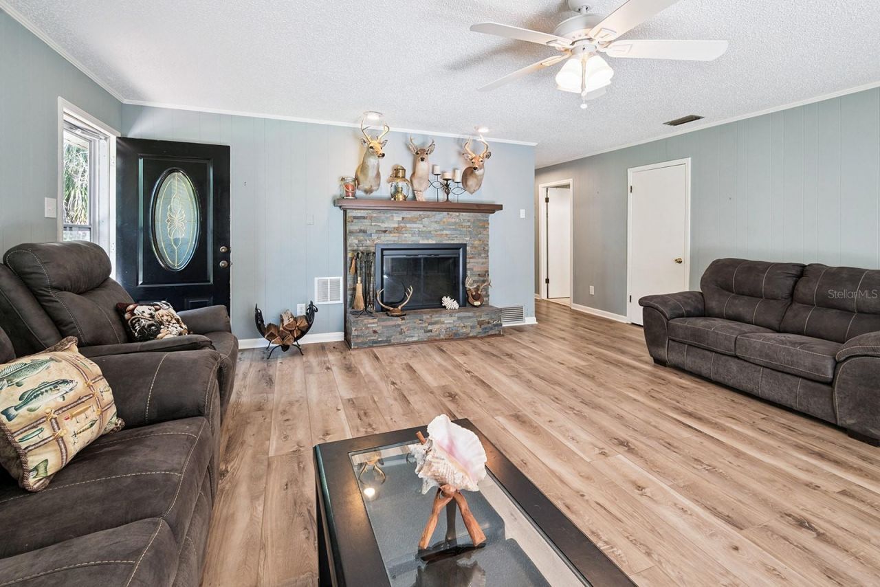 145 SE 904 Avenue, Suwannee, FL 32692 Photo