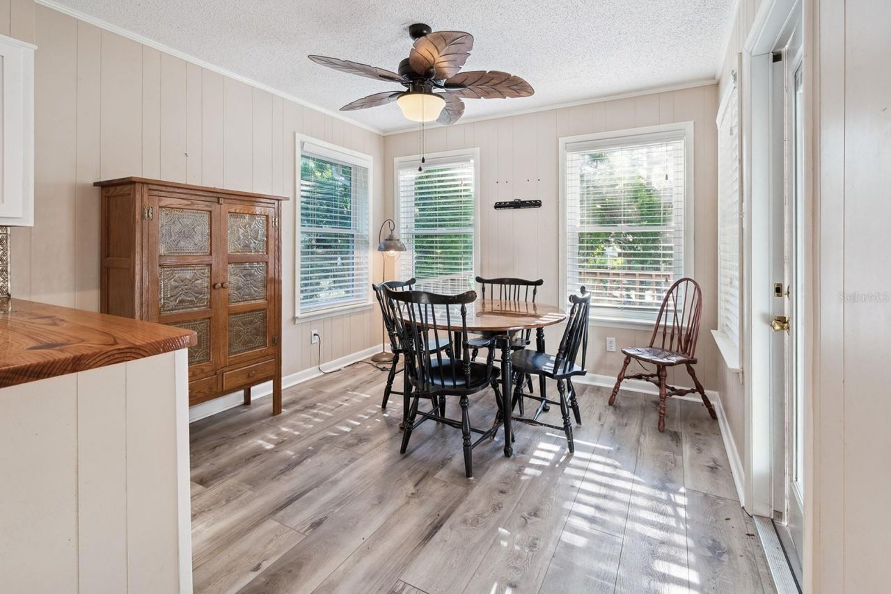 145 SE 904 Avenue, Suwannee, FL 32692 Photo