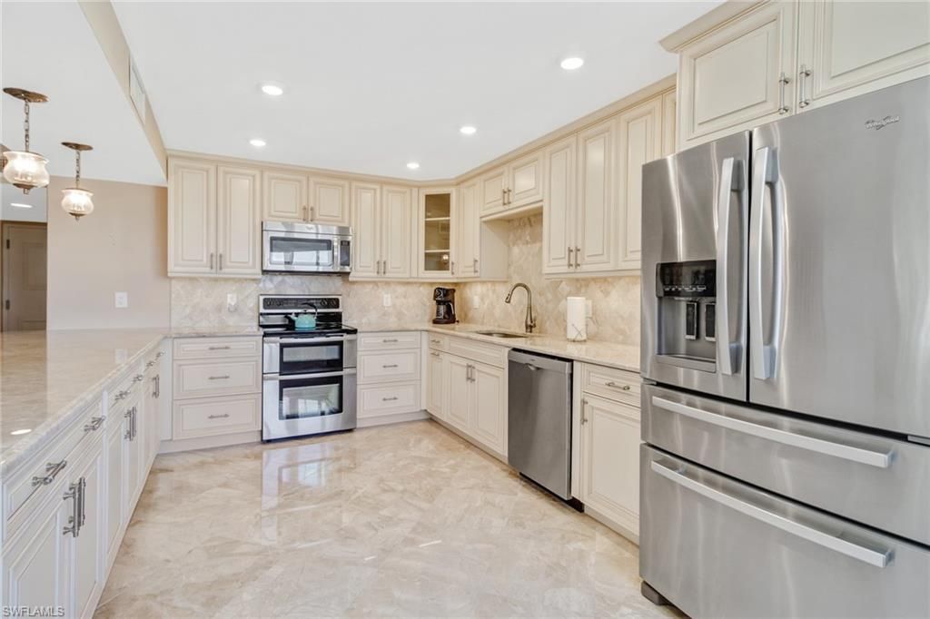 4041 Gulf Shore Blvd N, Unit 308, Naples, FL 34103 Photo