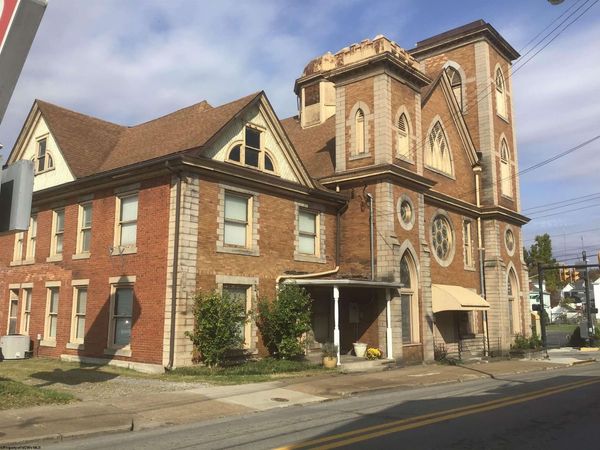 114 S Chestnut, Clarksburg, WV 26301