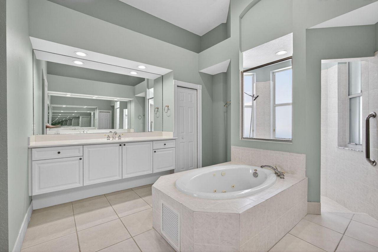 7411 Ironhorse Boulevard, West Palm Beach, FL 33412 Photo