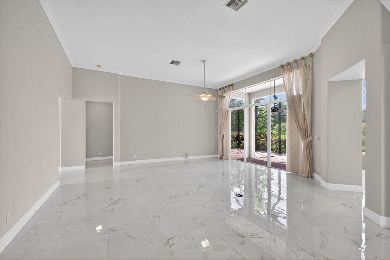 7411 Ironhorse Boulevard, West Palm Beach, FL 33412 Photo
