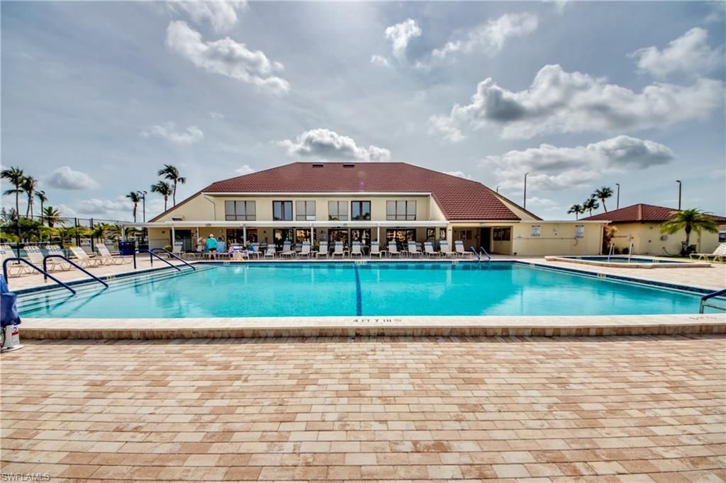 11060 Caravel Cir, Unit 309, Fort Myers, FL 33908 Photo