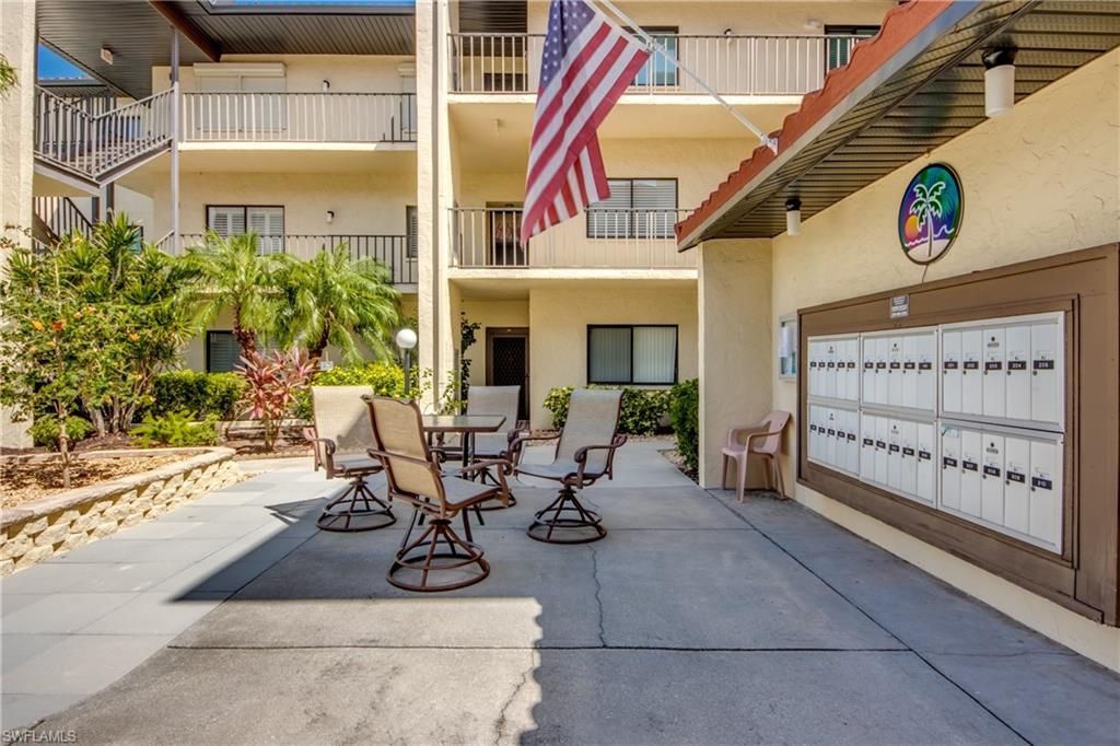 11060 Caravel Cir, Unit 309, Fort Myers, FL 33908 Photo