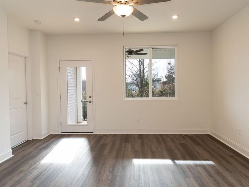 825 Amesbury Drive, Florence, KY 41042 Photo 13