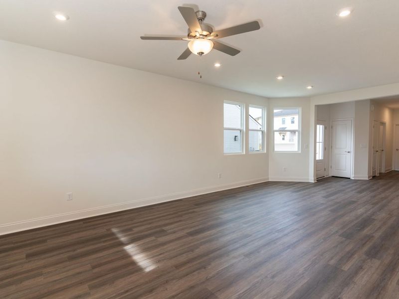 825 Amesbury Drive, Florence, KY 41042 Photo 16