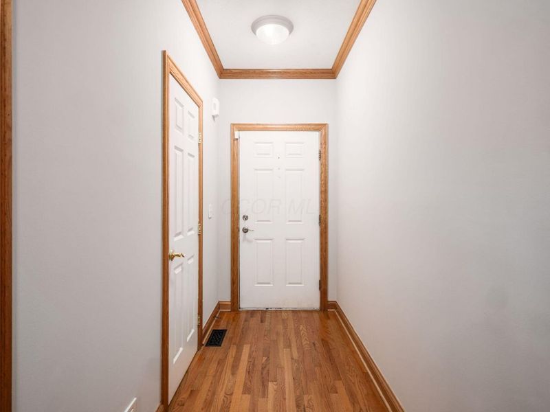 3954 Stapleford Drive, Columbus, OH 43230 Photo 4