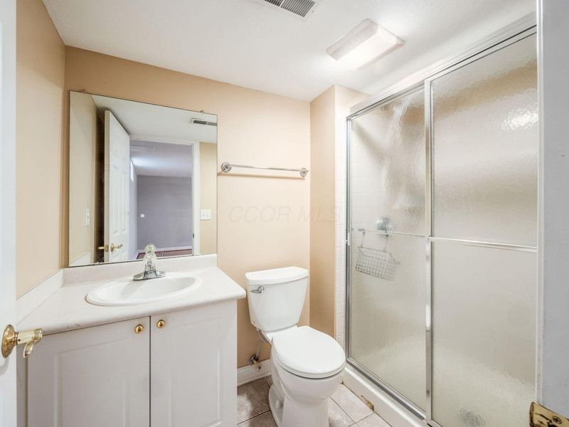 3954 Stapleford Drive, Columbus, OH 43230 Photo 42