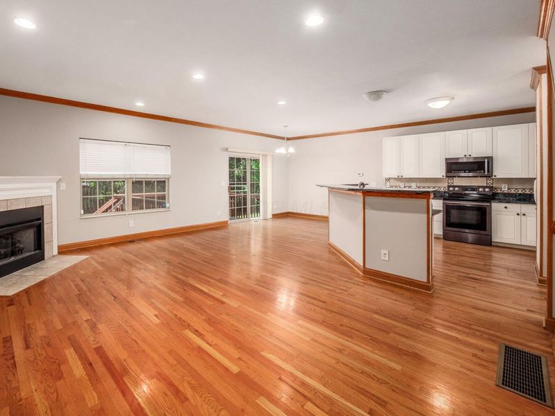 3954 Stapleford Drive, Columbus, OH 43230 Photo 8