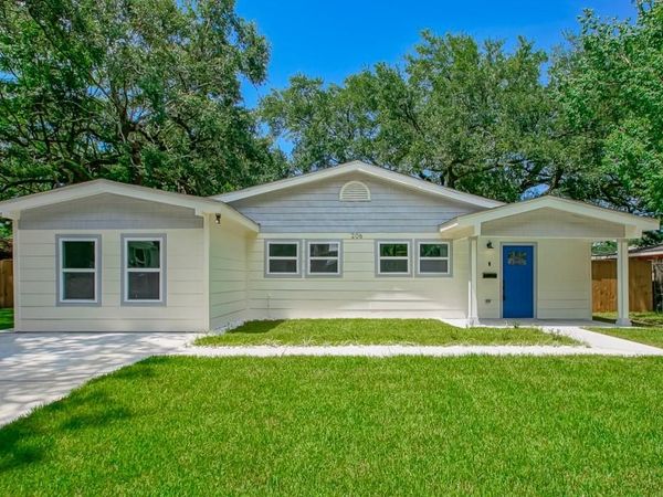 206 FAIRFAX Place, New Orleans, LA 70131