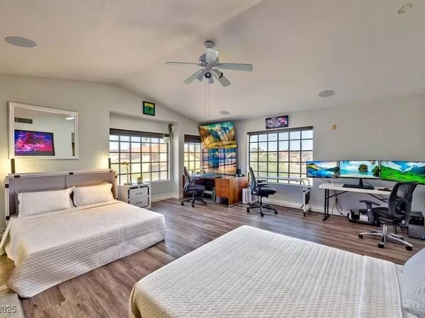 4823 Illustrious Street , Las Vegas, NV 89147