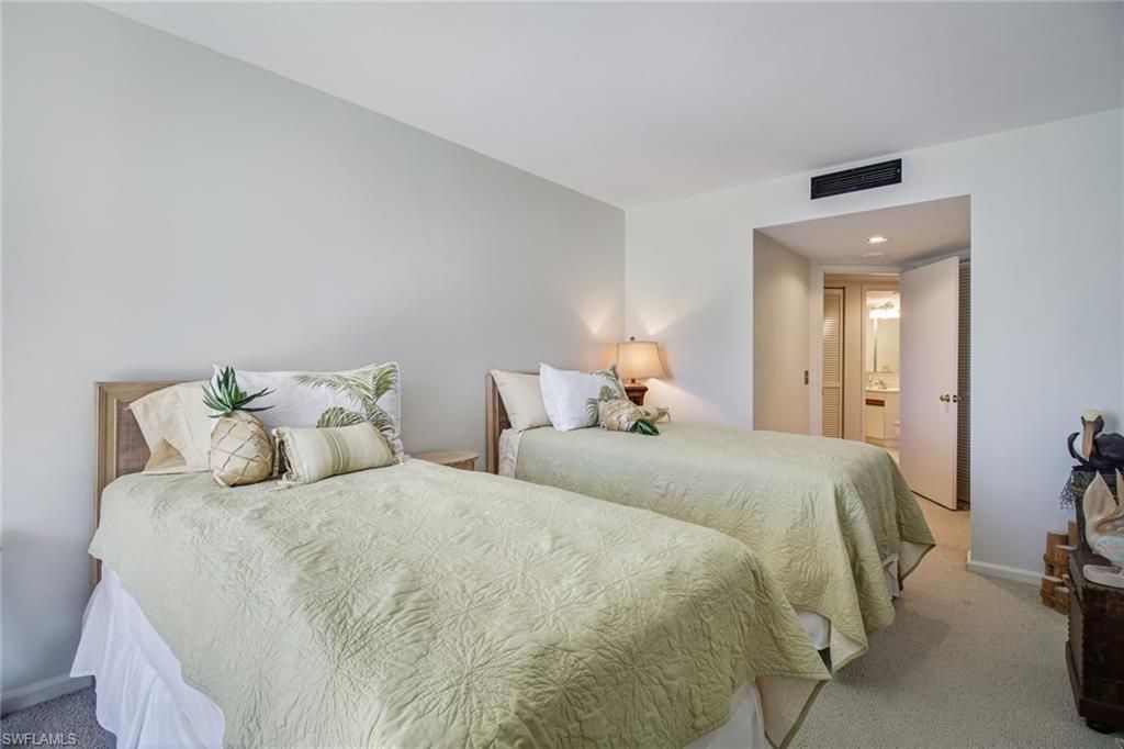 4041 Gulf Shore Blvd N, Unit 402, Naples, FL 34103 Photo