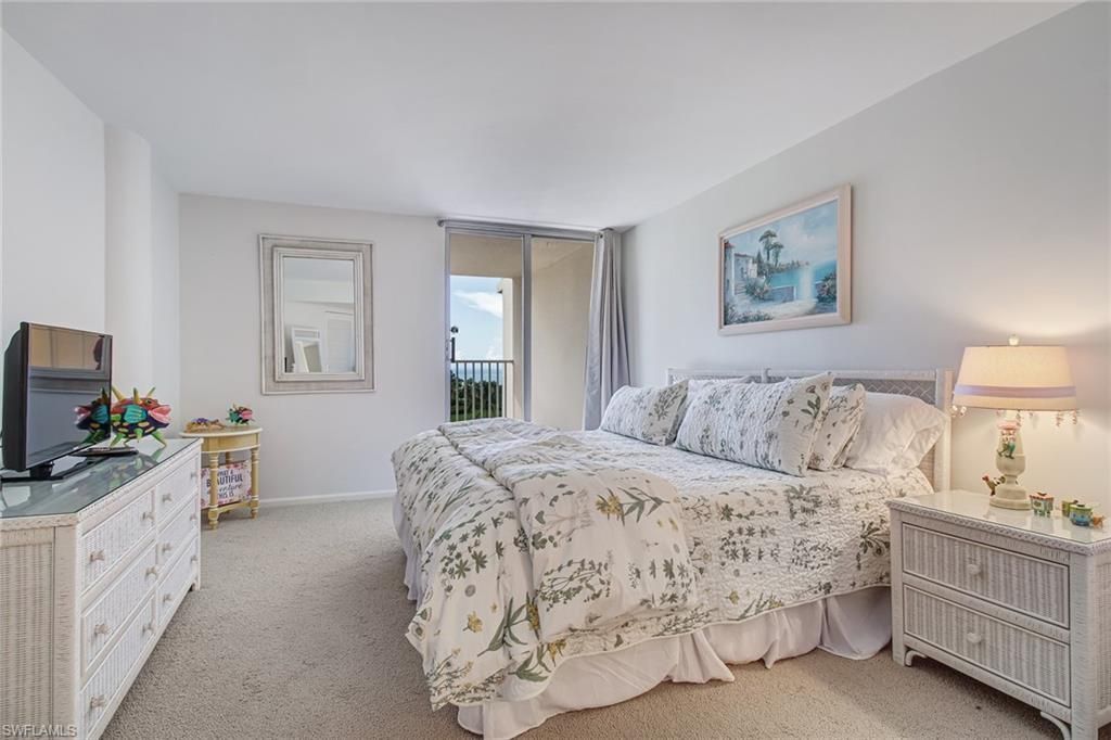 4041 Gulf Shore Blvd N, Unit 402, Naples, FL 34103 Photo