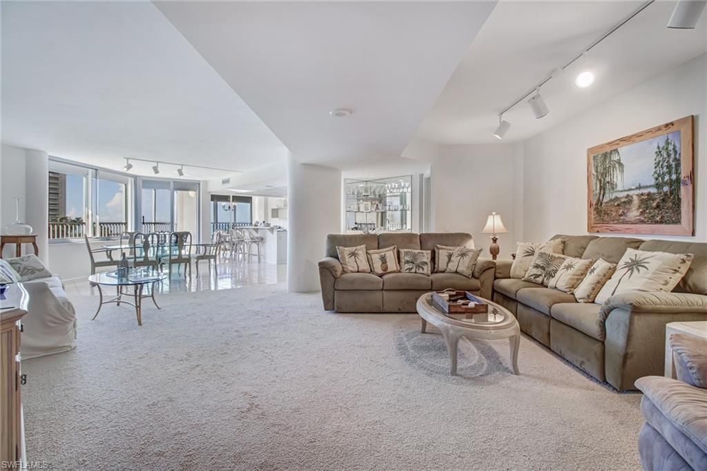 4041 Gulf Shore Blvd N, Unit 402, Naples, FL 34103 Photo