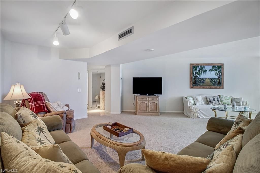 4041 Gulf Shore Blvd N, Unit 402, Naples, FL 34103 Photo