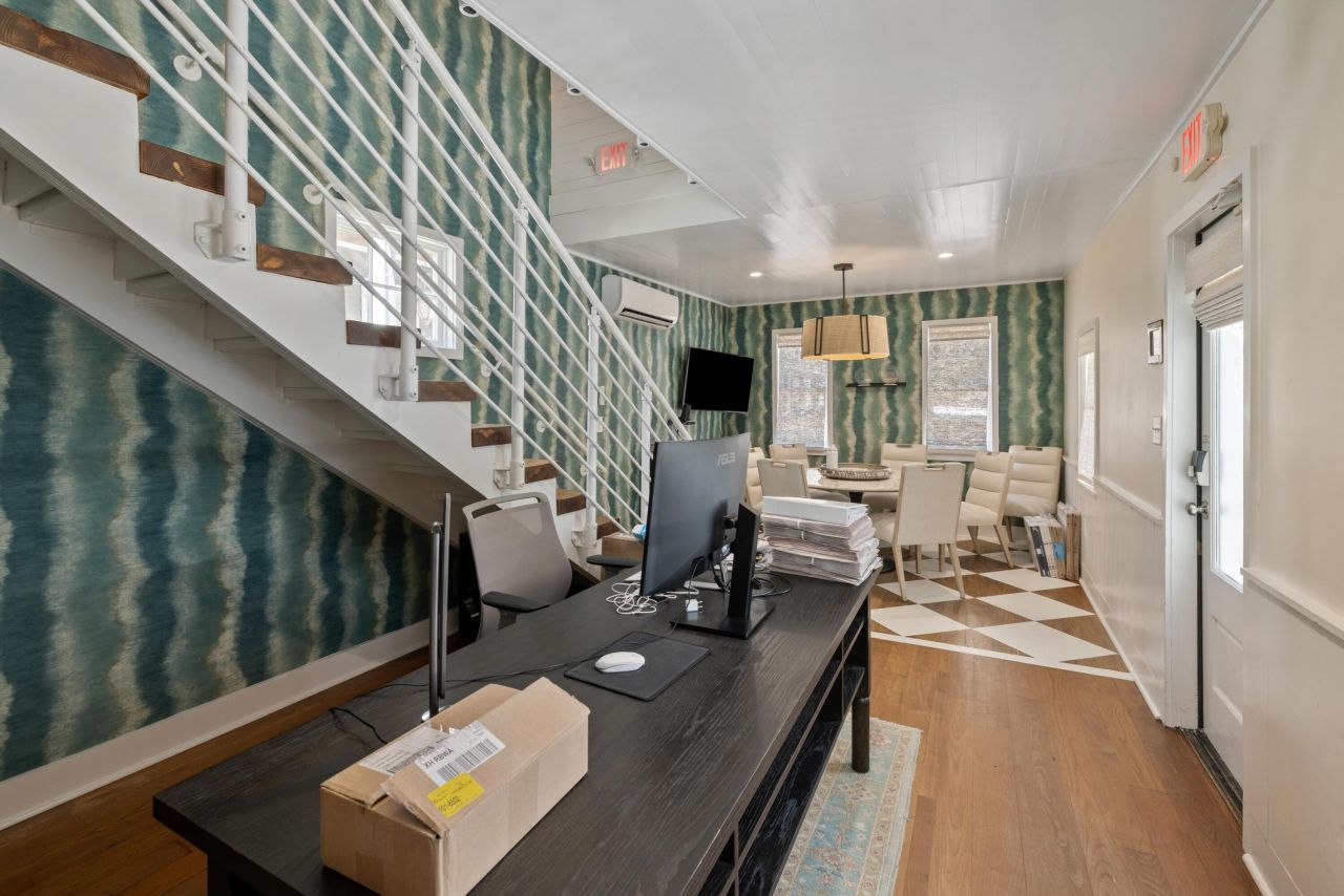 199 St Philip Street Photo 5