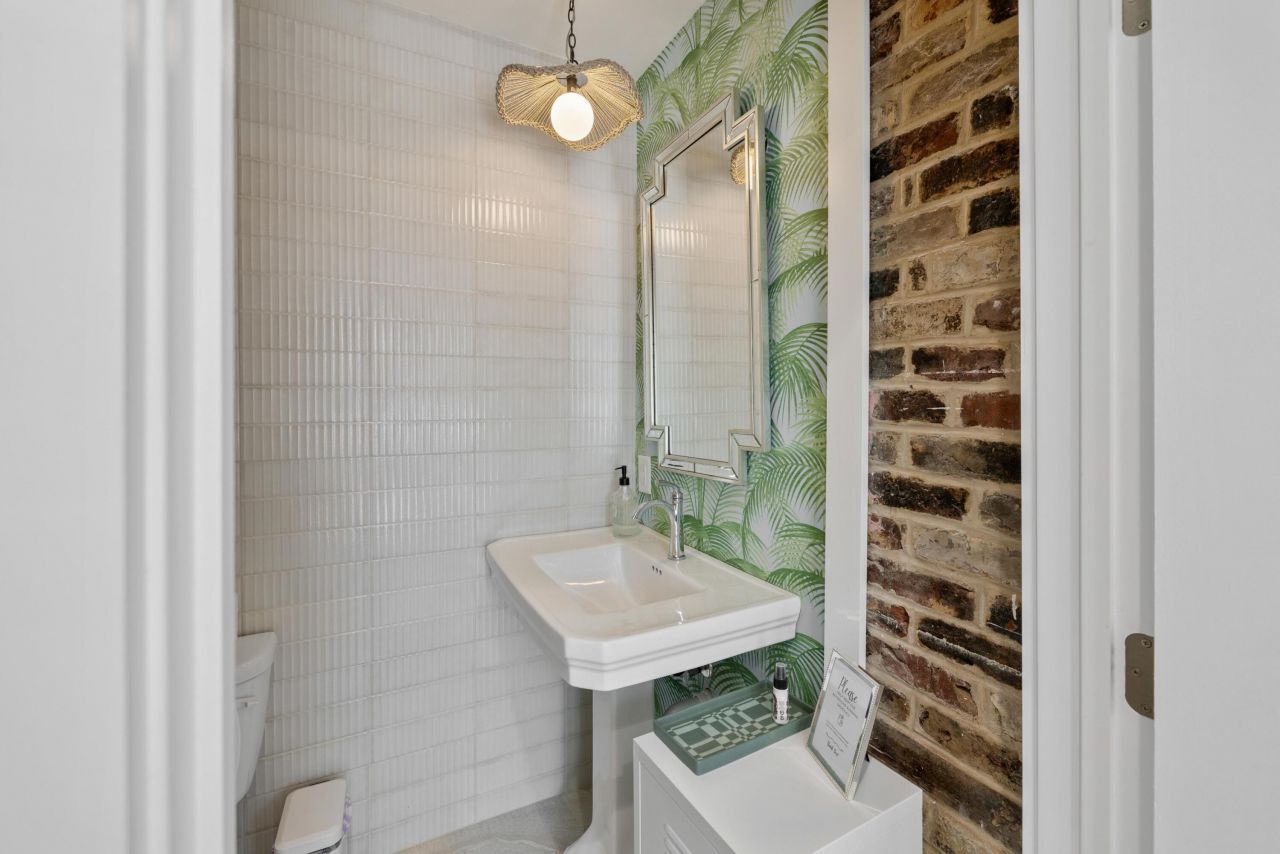 199 St Philip Street Photo 6