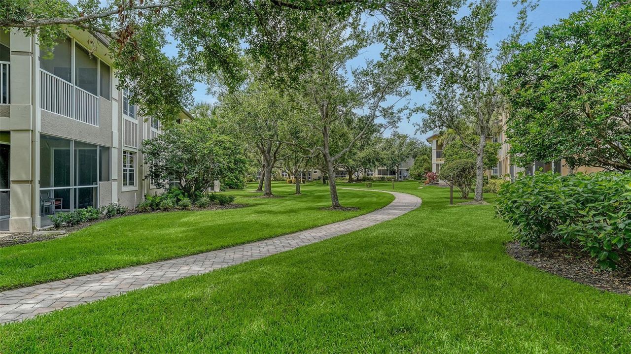 6422 Moorings Point Circle, Unit 101, Lakewood Ranch, FL 34202 Photo