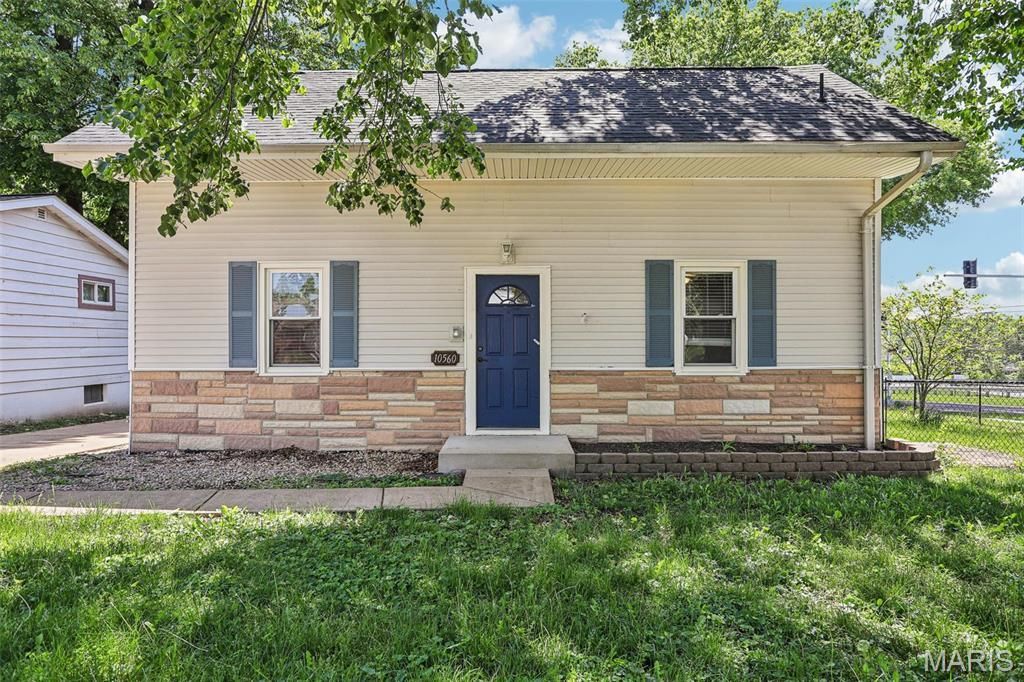10560 Crecelius Drive, Saint Louis, MO 63123 Main Photo