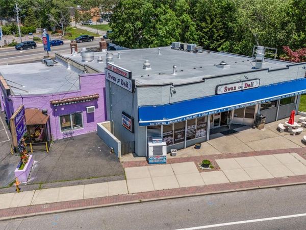 13 S Country Road, East Patchogue, NY 11772